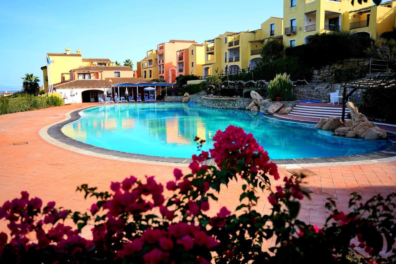 Hotiday Village Stintino Exterior photo